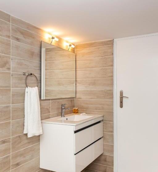 Семейные Апартаменты, Lefka Hotel & Apartments
