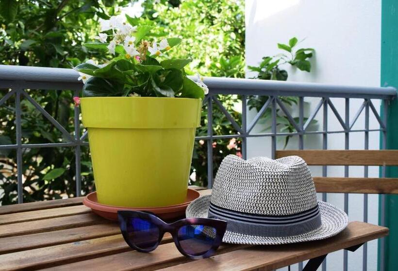 エコノミーワンルーム, Lefka Hotel & Apartments