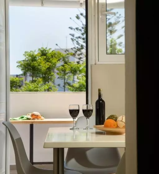 اتاق لوکس, Lefka Hotel & Apartments