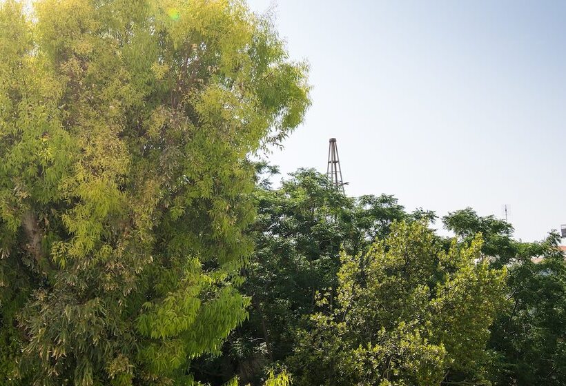 スタンダードスタジオ, Lefka Hotel & Apartments