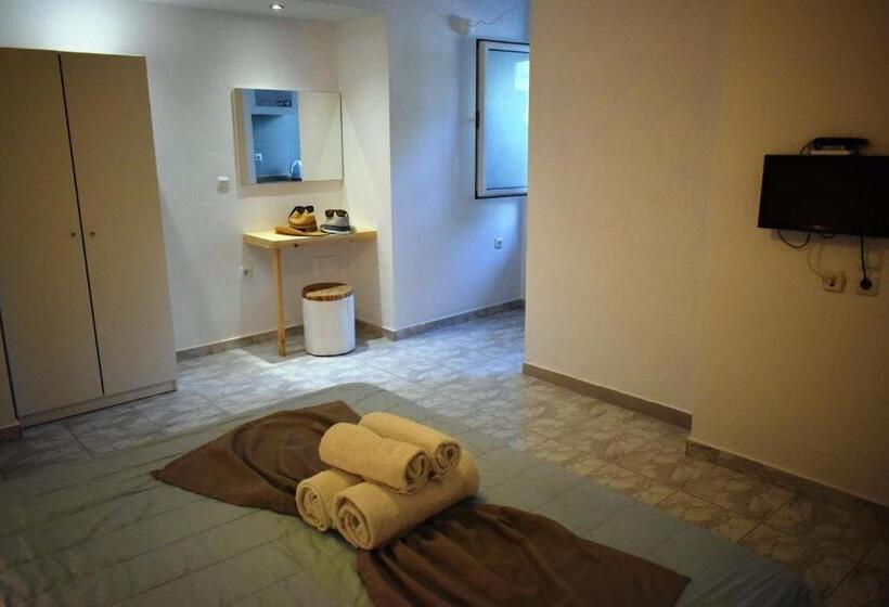 エコノミーワンルーム, Lefka Hotel & Apartments