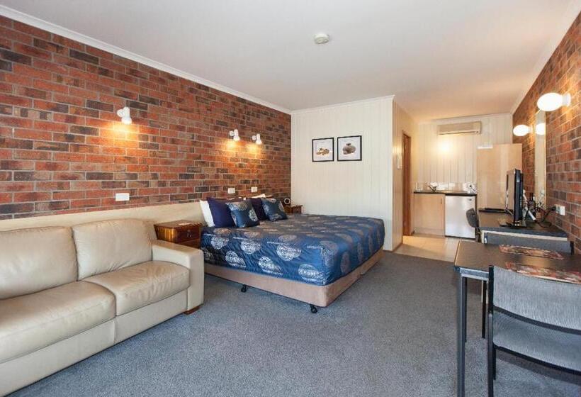 キングサイズベッドのスタンダードルーム, Ararat Motor Inn