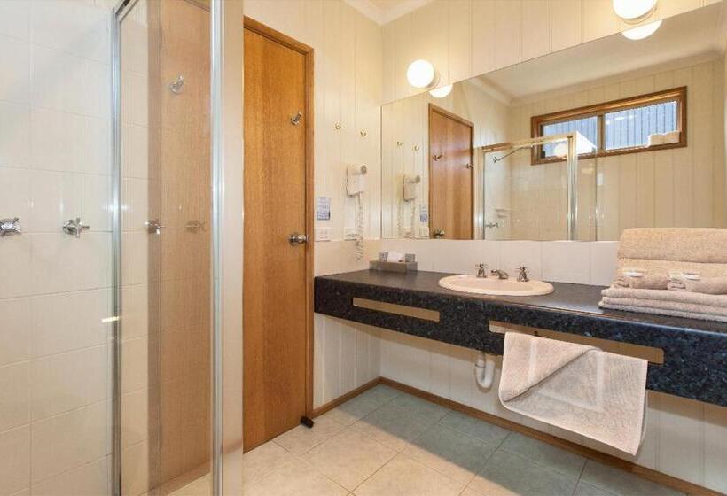 キングサイズベッドのスタンダードルーム, Ararat Motor Inn