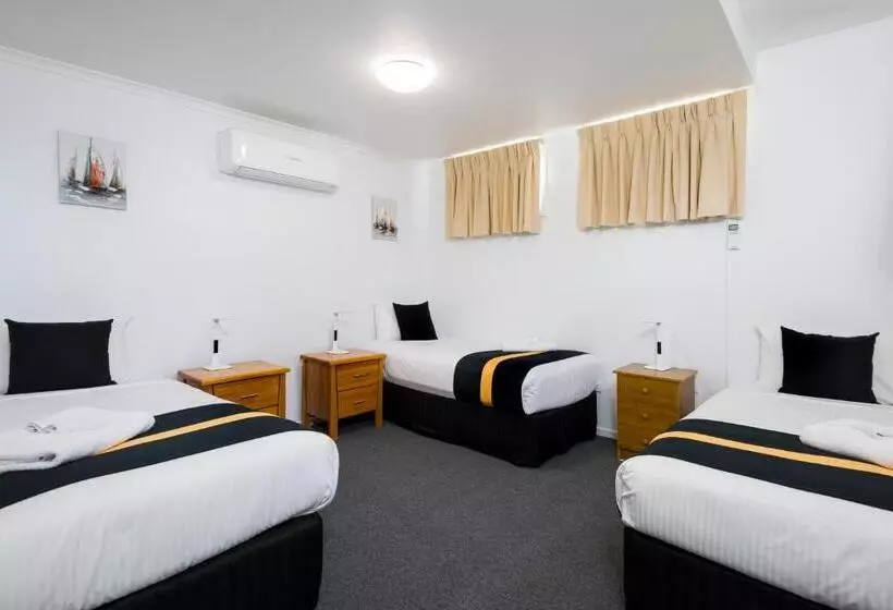 Perhehuone, Euroa Motor Inn