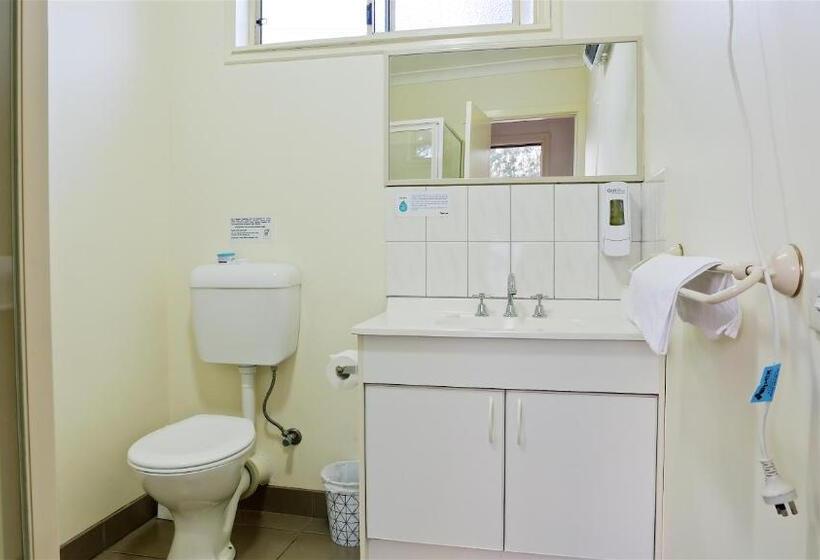 חדר סטנדרט לשלושה, Euroa Motor Inn