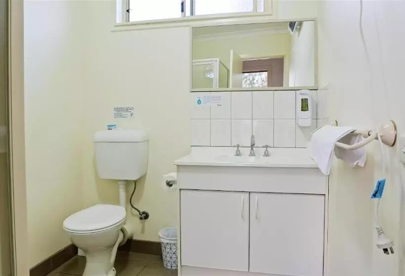 Standard Kolmen Hengen Huone, Euroa Motor Inn