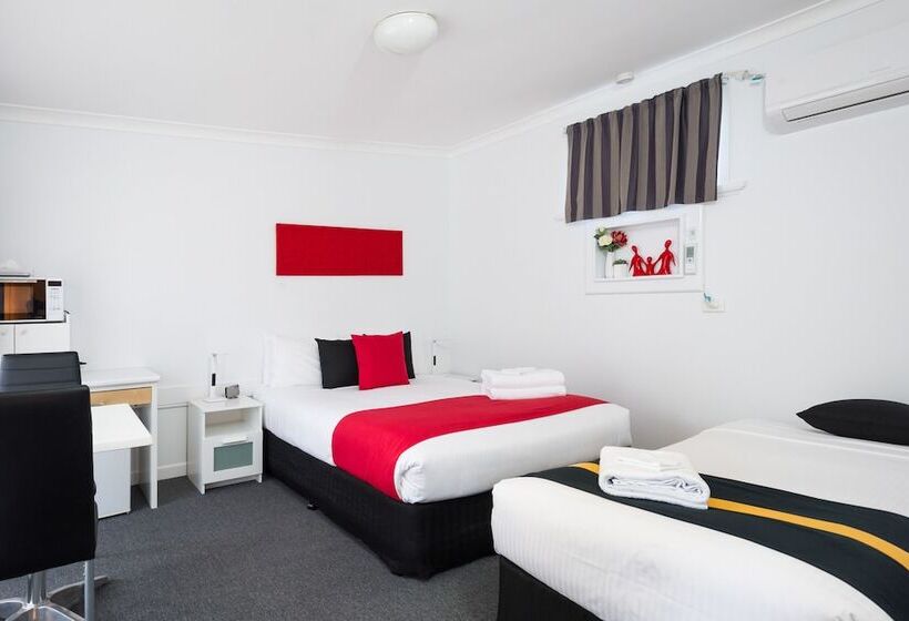 חדר סטנדרט לשלושה, Euroa Motor Inn