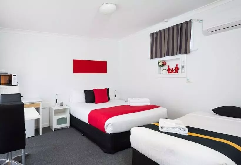 Standard Kolmen Hengen Huone, Euroa Motor Inn