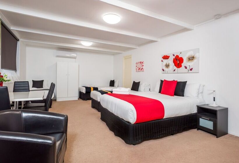 חדר משפחתי, Euroa Motor Inn