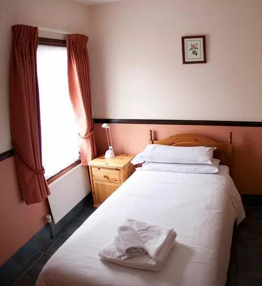 バス共有のスタンダードルーム, Brentwood Guest House