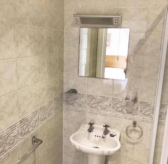 חדר סטנדרט יחיד, Brentwood Guest House