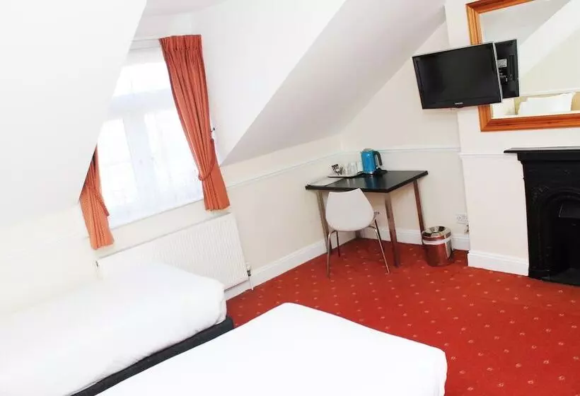 スーペリアールーム, Brentwood Guest House