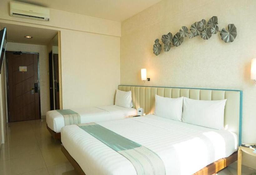 家庭间, Solaris Hotel Malang