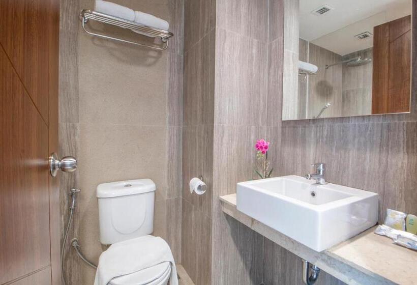 家庭间, Solaris Hotel Malang