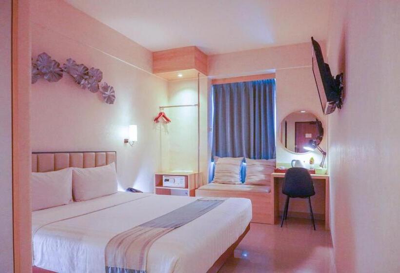 带大床的标准间, Solaris Hotel Malang