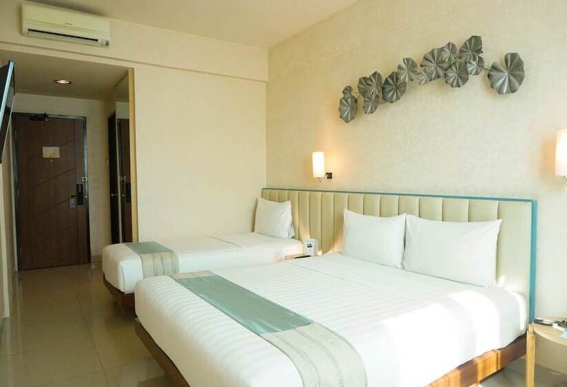 家庭间, Solaris Hotel Malang