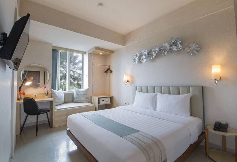 家庭间, Solaris Hotel Malang