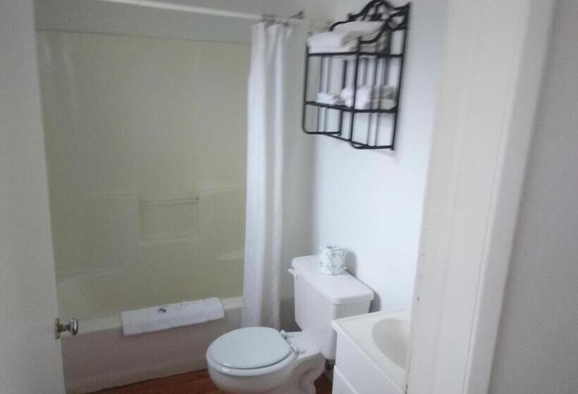 スタンダードルーム, Trail Motel