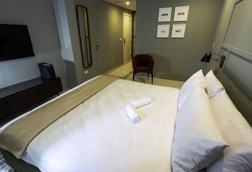 اتاق لوکس با تراس, The Vincent