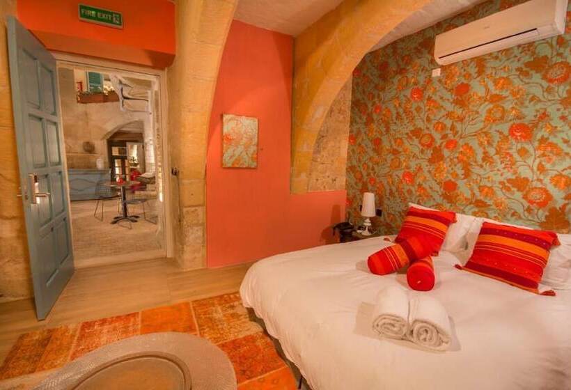 اتاق سوپریور, The Vincent