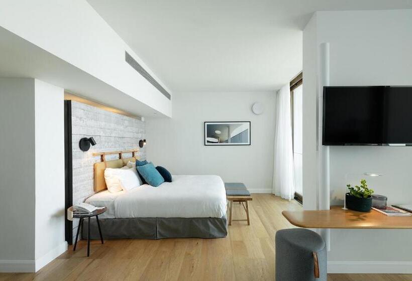 豪华海景房带阳台, Elma Hotel And Art Complex