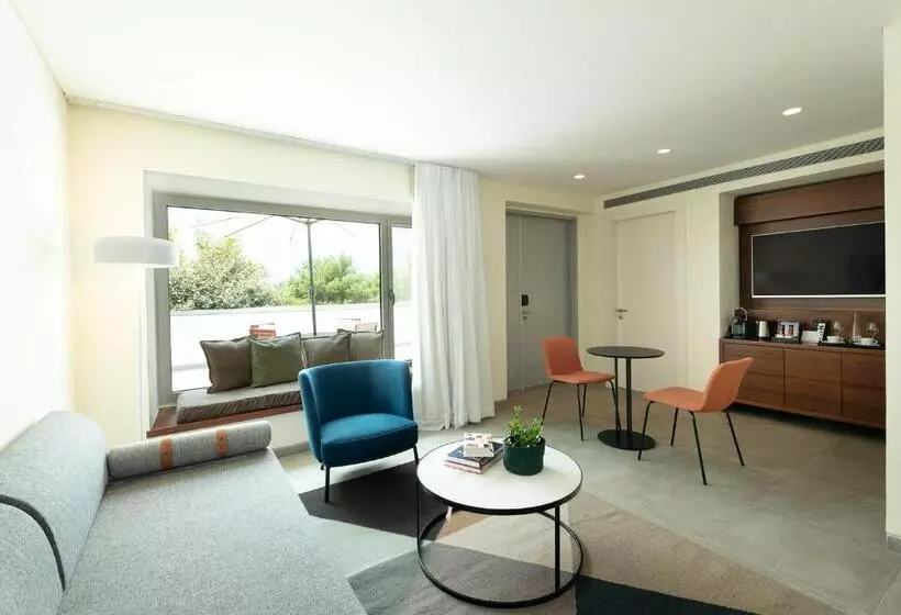 スーペリアースイート, Elma Hotel And Art Complex