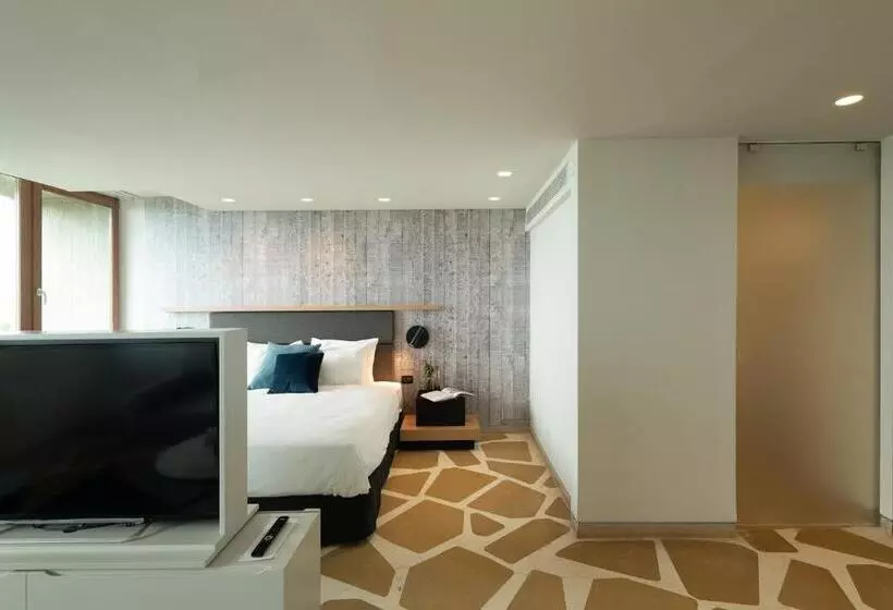 ジュニアスイート, Elma Hotel And Art Complex
