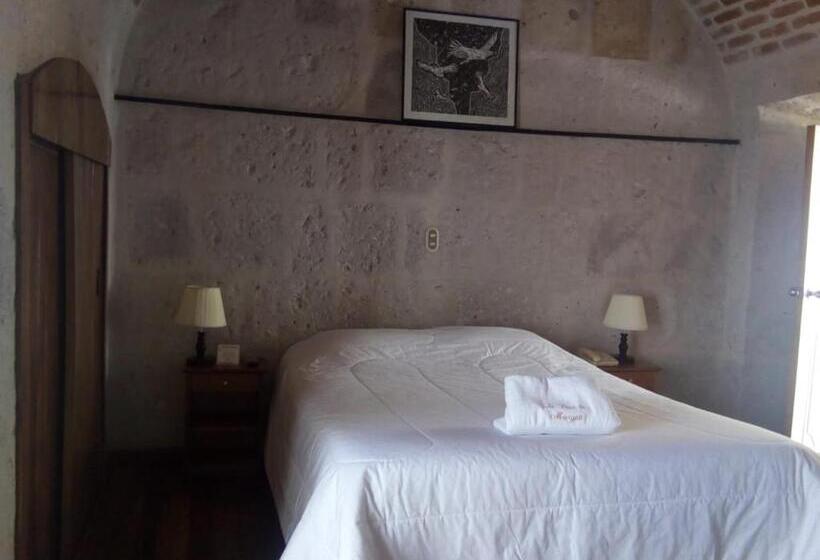 标准间, La Casa De Margott