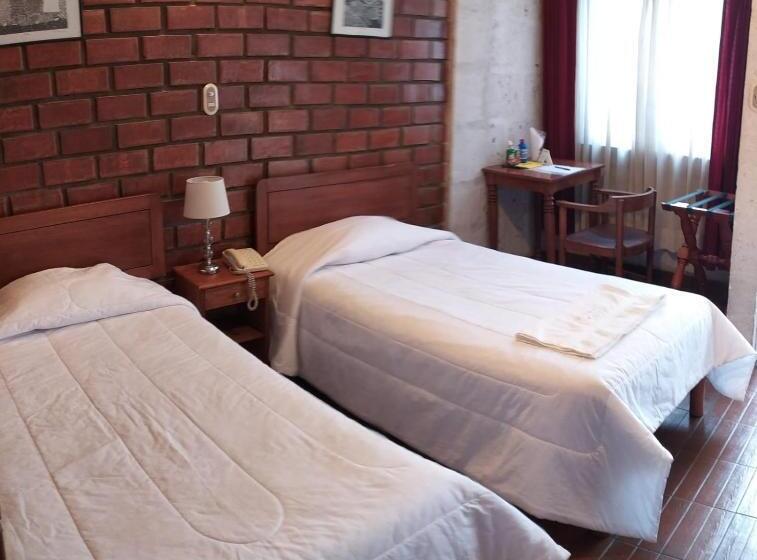 スタンダードルーム, La Casa De Margott