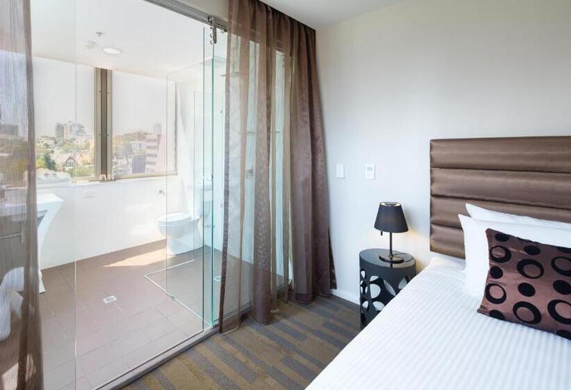 חדר סטנדרט, 57 Hotel