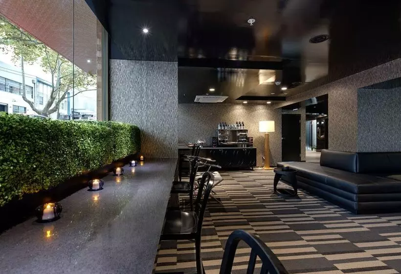 スタンダードシングルルーム, 57 Hotel