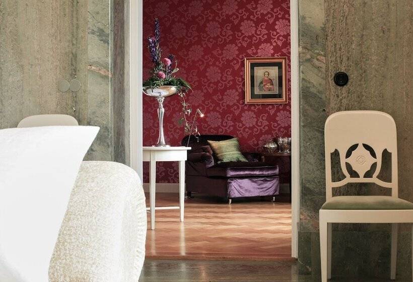 סוויטה, Bjertorp Slott