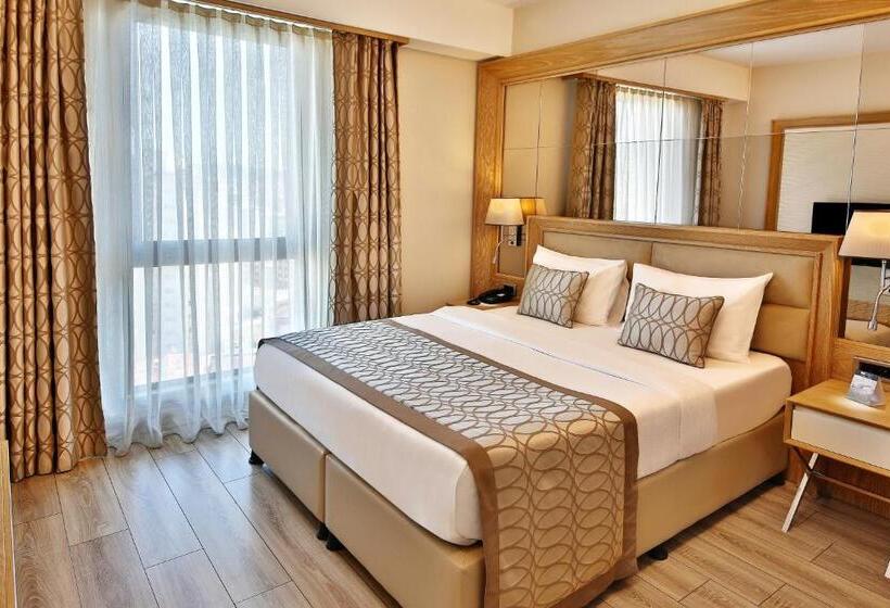 Suite, Bof Hotels Ceo Suites Atasehir