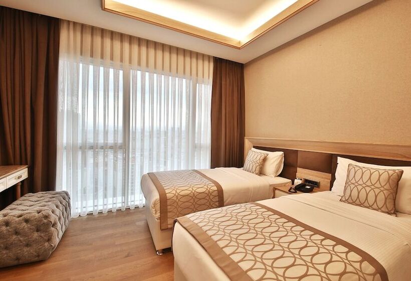 Suite King Bed, Bof Hotels Ceo Suites Atasehir