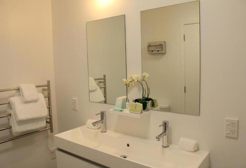 סוויטת פרמיום, Franz Josef Oasis