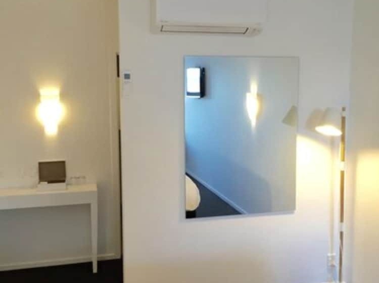 סוויטה דלוקס, Franz Josef Oasis