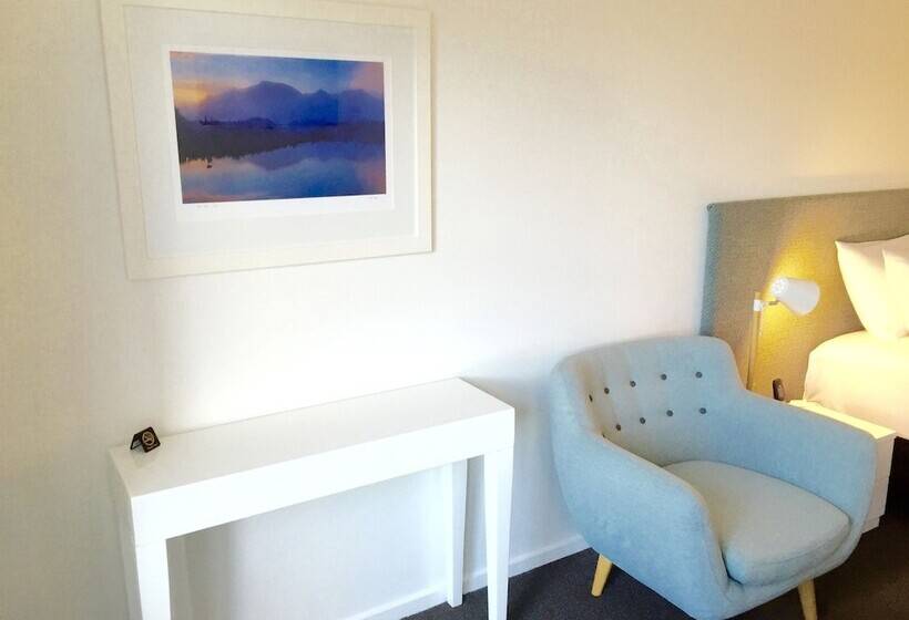 סוויטה דלוקס, Franz Josef Oasis