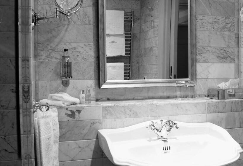 标准间, Gripsholms Värdshus