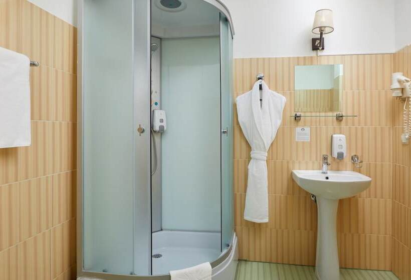 سوییت جونیور, Mirros Hotel Moscow Kremlin