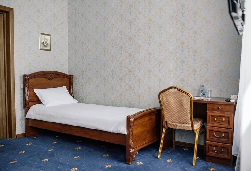 Номер Стандарт Индивидуальный, Mirros Hotel Moscow Kremlin