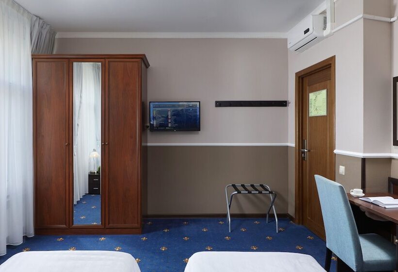 Номер Стандарт, Mirros Hotel Moscow Kremlin