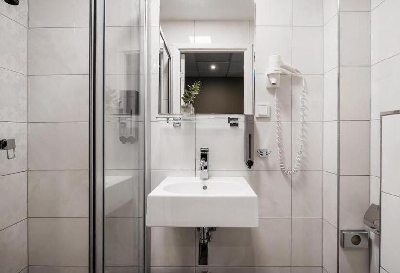 غرفة أساسية, Point