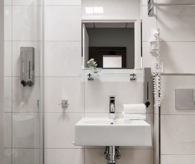 غرفة أساسية, Point