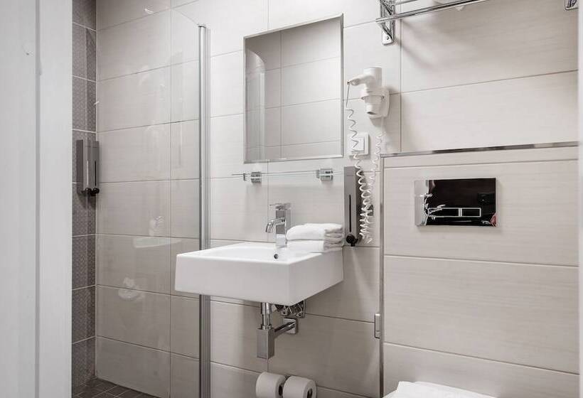 غرفة أساسية, Point