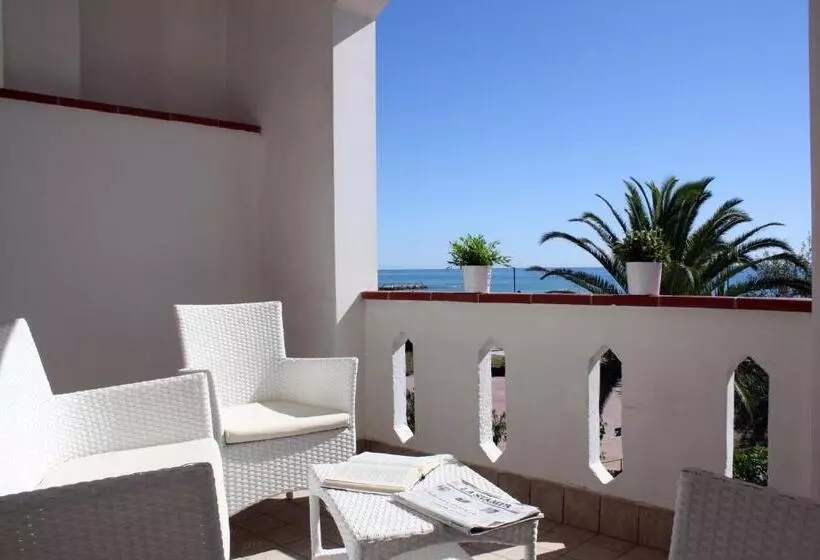 اتاق لوکس با بالکن و چشم‌انداز دریا, San Remo   All Inclusive   Fronte Mare   Spiaggia Privata