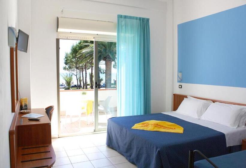اتاق استاندارد چهار تخته با چشم‌انداز دریا, San Remo   All Inclusive   Fronte Mare   Spiaggia Privata