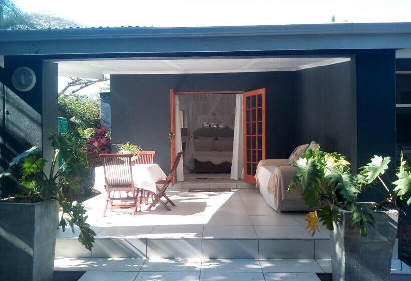 חדר דלוקס מיטת קווין, St Lucia Kingfisher Lodge