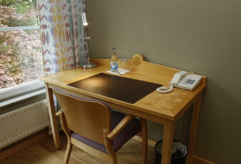 غرفة قياسية فردية, Stiftsgården Åkersberg