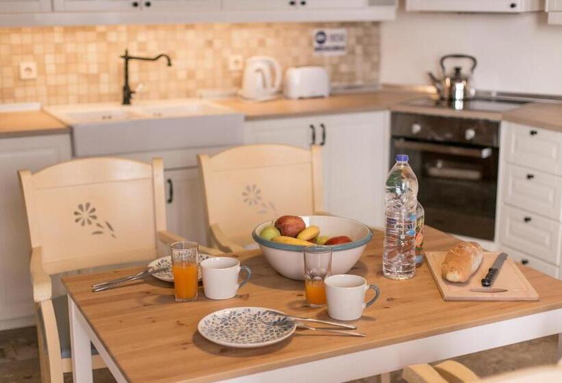 带2个卧室的别墅, Thea Villas And Suite