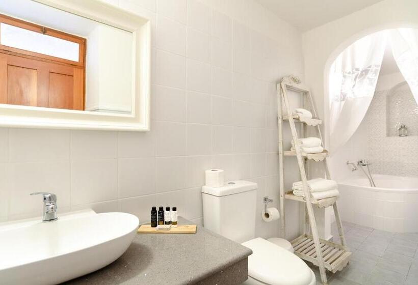 带2个卧室的别墅, Thea Villas And Suite